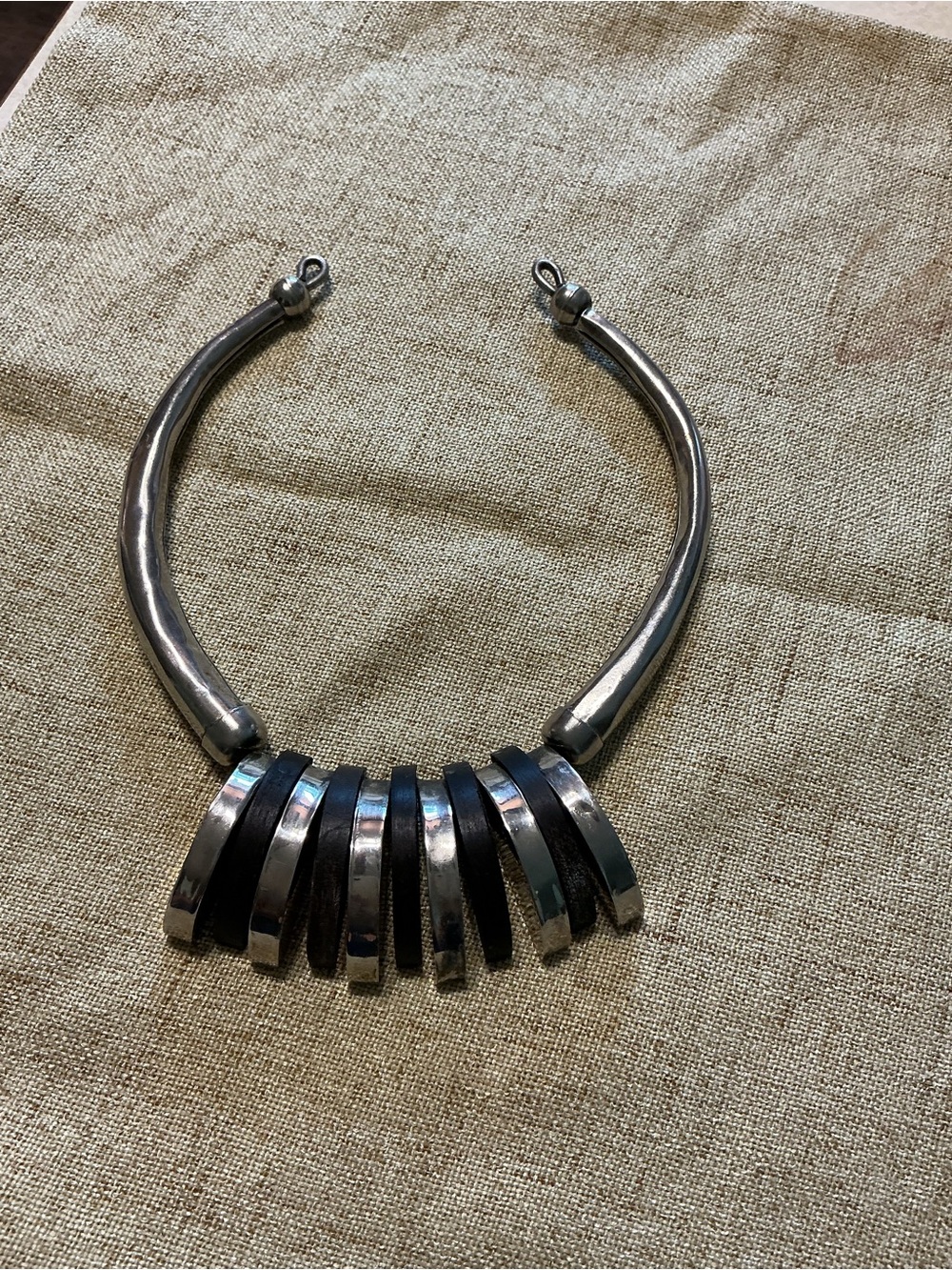 Vintage Black and Silver Curved Bar Collar Necklace